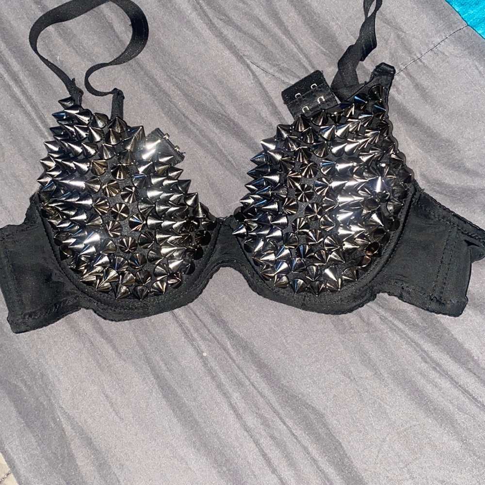 Bra